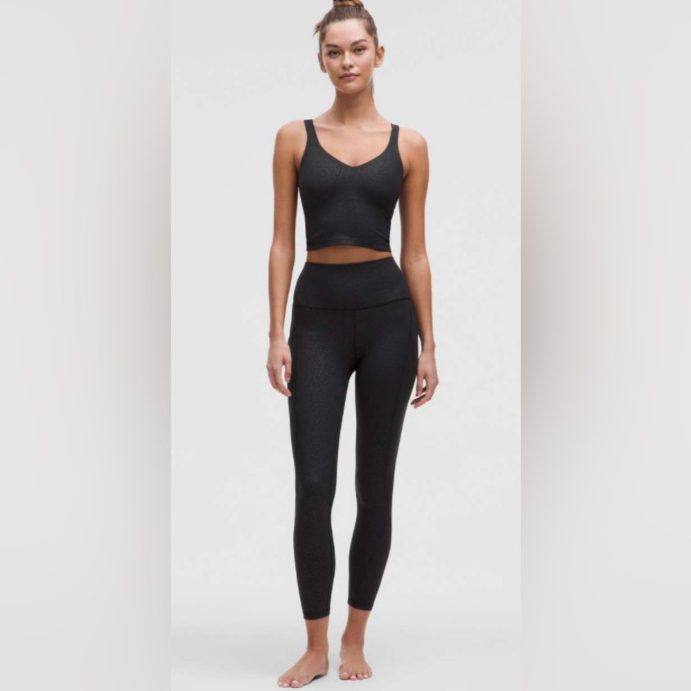 NWT Lululemon Align Tank Top Light Support A/B Cup Size 4 Ripple emboss Black - Picture 3 of 12